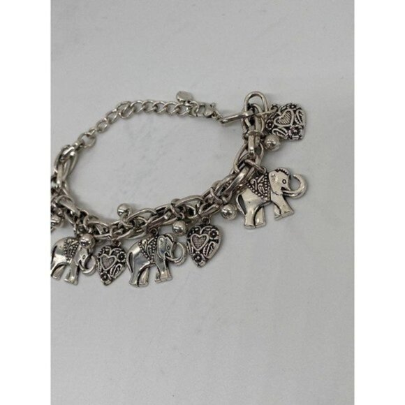 Oriental‎ Elephant and Heart Charm Bracelet Sliver Tone - Picture 6 of 12